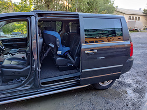 Lancia voyager 2.8CRD GOLD STOW&GO (8 foto / 10)