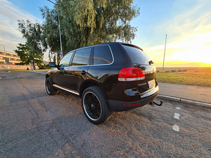 Volkswagen Touareg 3.0 V6 165kW (2 foto / 15)