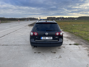 VW Passat R-line Dynaudio (4 foto / 9)