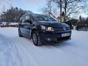 Touran 2012 ,2.0 103 kw (3 foto / 6)