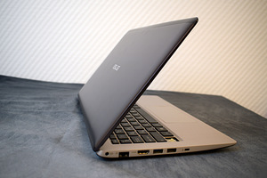 ASUS X202E, сенсорный экран, i3, SSD 250 GB, Win 11 (1 фото из 10)