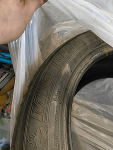 Michelin Latitude Sport 3 245/50/R19 (2 foto / 7)