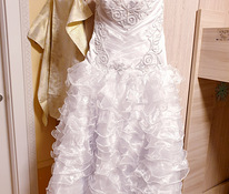 Свадебное платье c подъюбником