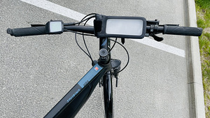 Elektriratas Cube Touring Hybrid ONE 400 must-sinine 50 cm (4 foto / 10)