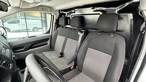 Citroen Jumpy 2.0 90kW (03/2018, 74 000km) (6 foto / 10)