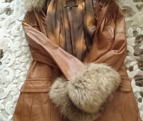 Новая кожаная куртка с натуральным мехом M- L
