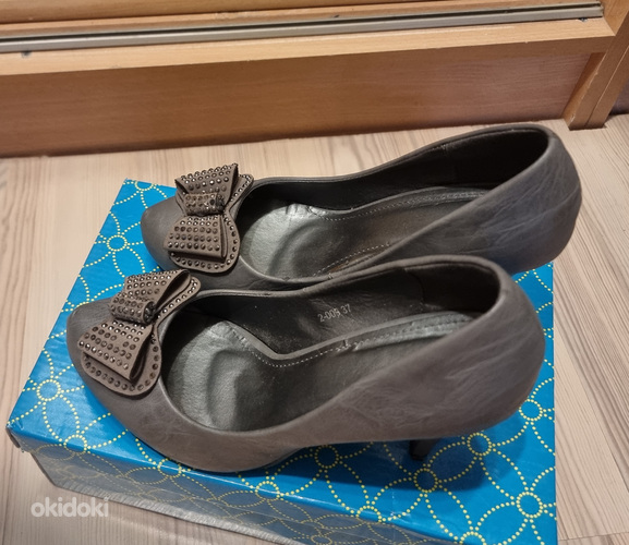 Праздничные туфли на каблуке, размер: 37 (фото #4)