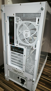 UUS! Mänguarvuti | Intel Ultra 5 | Z890 | DDR5 | RTX 5070 (5 foto / 5)