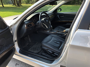 BMW 318i 2.0 105kw 2008 (11 foto / 13)