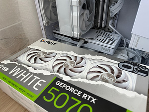 Palit GeForce RTX 5070 valge OC 12GB (1 foto / 1)