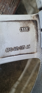 Original Audi A3 8P 16 Inch Rims 6,5x16 ET50 (2 foto / 3)