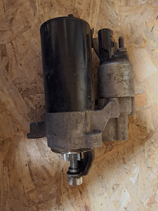Audi starter 2.0l 103kw (1 foto / 4)