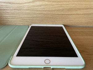 Apple iPad Mini 4 64GB WiFi + Cellular (4 foto / 4)