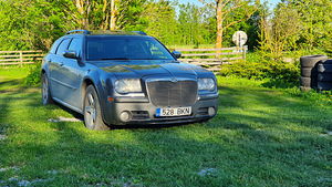Chrysler 300c 3.0d (3 foto / 6)
