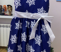 Праздничное платье р. 140