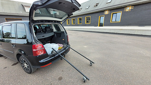 VOLKSWAGEN TOURAN 1.9 TDI (10 foto / 10)