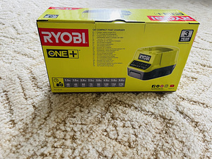 Зарядное устройство Ryobi RC18120 ONE+ 18 В. (2 фото из 2)
