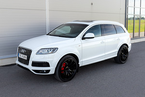 Audi Q7 S-Line Plus FACELIFT (2 foto / 15)