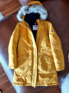 Tommy Jeans talveparka, M (3 foto / 3)