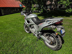Aprilia Pegaso 650cc 36kw (3 foto / 9)