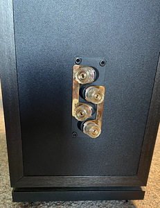 Kvaliteetsed WHARFEDALE DIAMOND 230 kõlarid (3 foto / 9)