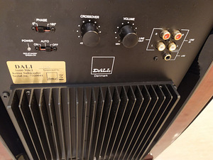 DALI HELICON S600 MK2 rosenut subwoofer (6 foto / 10)