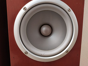 5.1 Yamaha 515 kõlarid komplekt, defektsed (3 foto / 10)