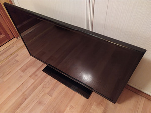 32" SAMSUNG HD ТЕЛЕВИЗОР (1 фото из 3)
