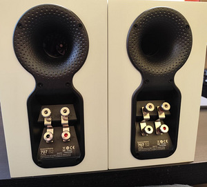 Bowers & Wilkins 707 S2 kõlarid (6 foto / 8)