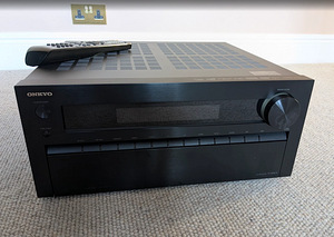 7.2 ресивер Onkyo TX-NR818 (1 фото из 3)