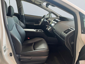 Autorent Toyota 2018 HYBRID/LPG (6 foto / 10)