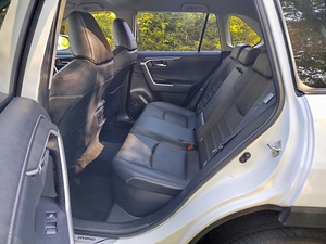 Autorent Rav4 2021 Hybrid Bolt Forus Takso Uber (6 foto / 10)