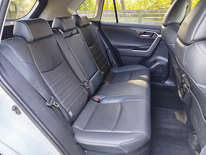 Autorent Rav4 2021 Hybrid Bolt Forus Takso Uber (7 foto / 10)