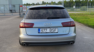 Audi A6 Quattro 2012 (2 foto / 12)