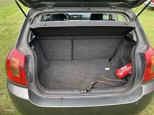 Toyota corolla (4 фото из 6)