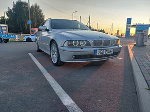BMW 530d (1 фото из 8)
