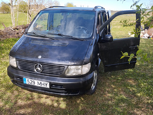 MERCEDES-BENZ V-CLASS V 220 CDI (7 foto / 7)