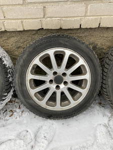 Volvo 16" valuveljed talverehvidega (4 foto / 9)