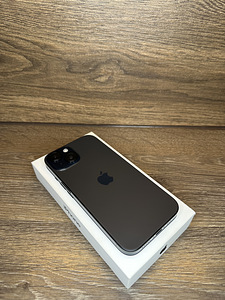 iPhone 15, Black, 128GB, garantiiga (2 foto / 5)