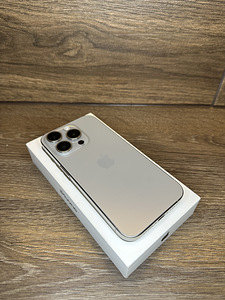 iPhone 15 Pro, Natural Titanium, 256GB, garantiiga (2 foto / 5)