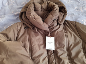 Женское пальто (3 фото из 6)