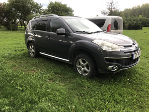 CITROEN C-CROSSER (3 фото из 10)