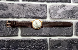 Наручные часы СССР LUCH SLIM AU 20 (6 фото из 7)