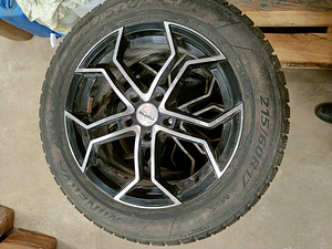 Шипованные шины+алюминиевые диски 215/60/17 M+S Nissan Qashq (4 фото из 4)