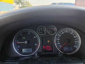 Volkswagen Passat 1.9Tdi 96kw (6 foto / 7)