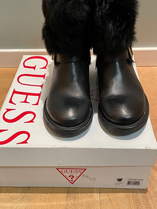 Ботинки GUESS № 35 (2 фото из 5)