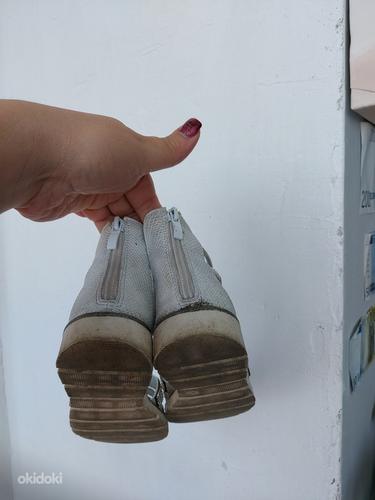 Детская обувь/ремешки/сандалии 32 размера (фото #3)