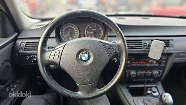 BMW 320D 2.0 120кВ (фото #5)