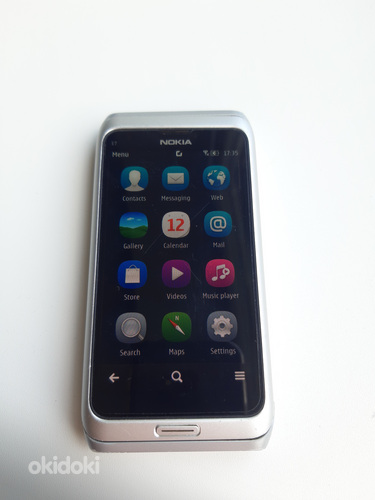 Nokia E7 (фото #2)