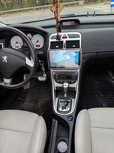 PEUGEOT (5 foto / 11)